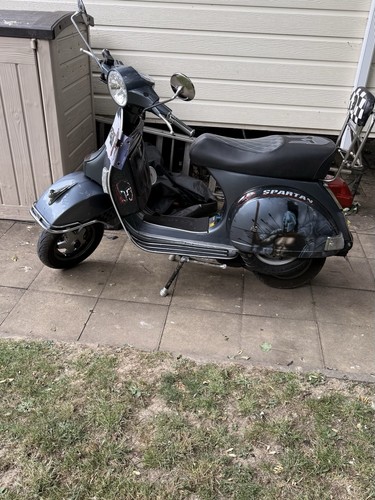 Vespa 125 scooter - vespa,