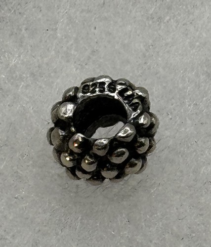 Trollbeads retired berry bead - retired,