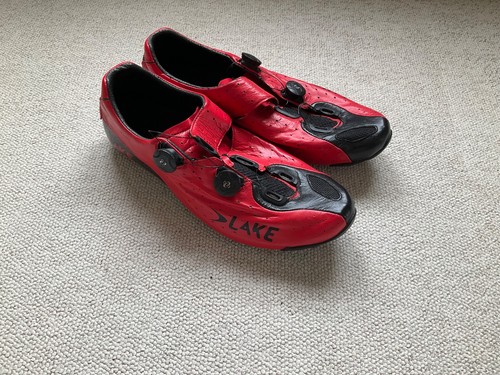 Lake carbon fibre cycling
