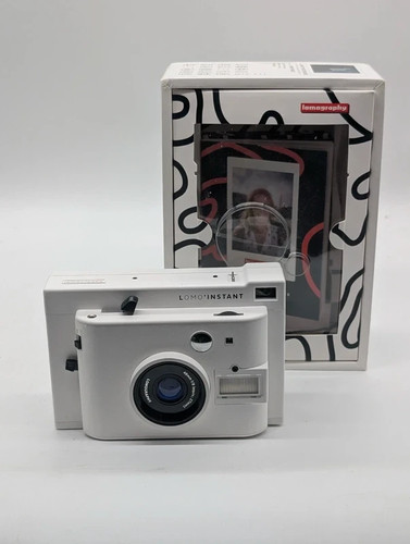 Good condition lomo instant - good, lomo’instant