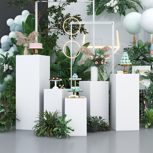 Square metal plinth cylinder - square,