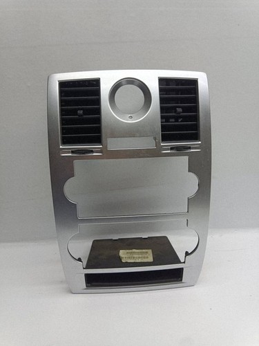 Chrysler 300 300c 2005 dash - 300,