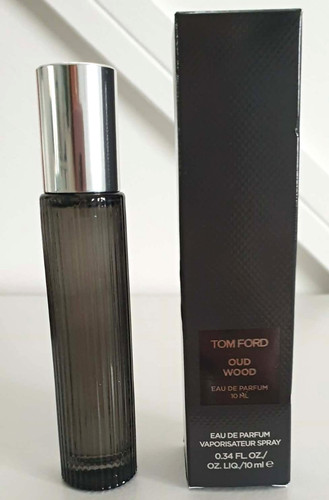 Tom ford oud wood eau - tom, de