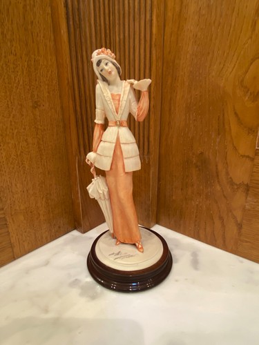 Figurine parisian - a.d.l., –