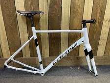 Forme Monyash frame and fork