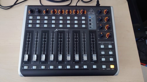 Behringer xtouch compact daw - behringer,