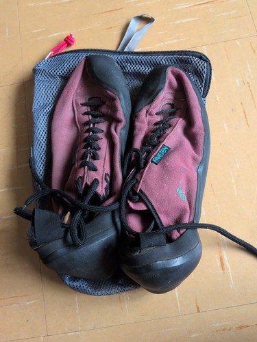 Five ten climbing shoes - climbing,