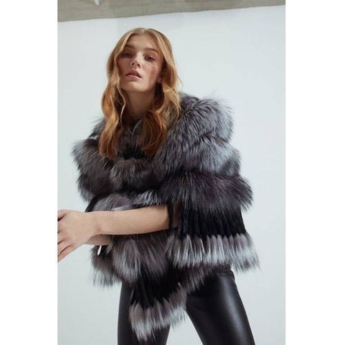 Luxurious real fox fur - fox, cape
