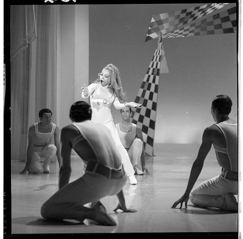 Lada edmund with dancers - lada,
