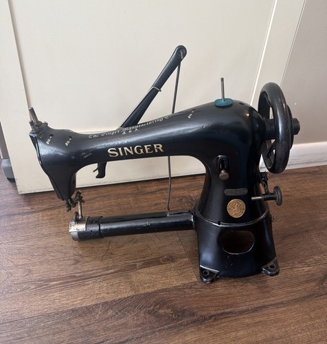 Singer industrial sewing - 17-22,