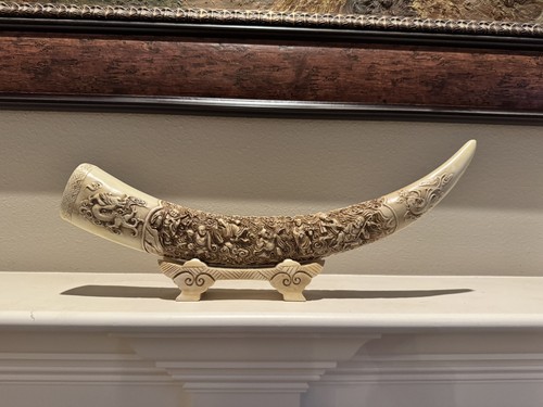 Vtg rare intricately carved - intricately,