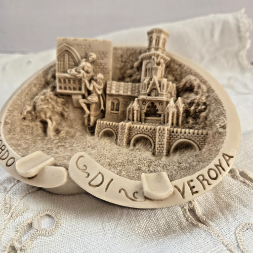Vtg italian romeo juliet - romeo, &