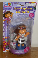 Dora The Explorer Dora Explores The World Figure Collection - New Zealand NEW