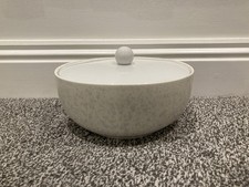 Hornsea  pottery Vintage Lidded Casserole dish excellent condition