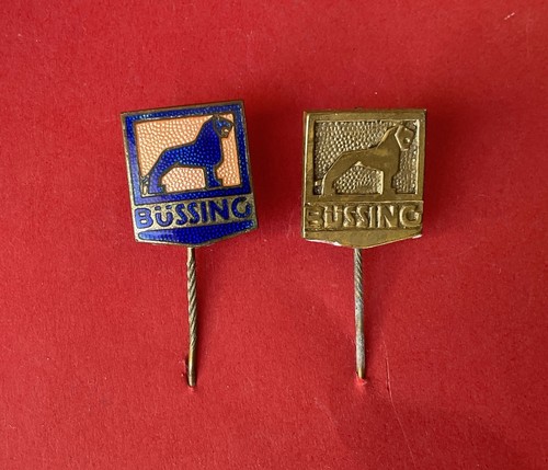 Vintage bussing enamel pin - 2,