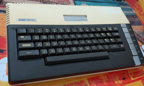 Atari 800 bit - atari, 8-bit