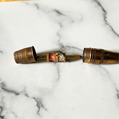 Vintage enamel brass - vintage, needle