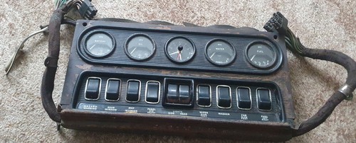 Vintage jaguar centre - jaguar,