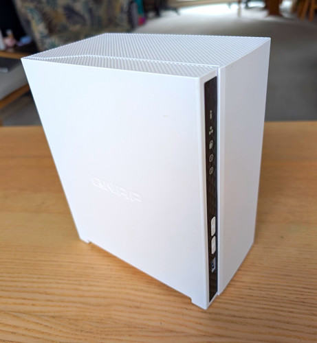Qnap 233 bay nas 2gb - qnap, ts-233