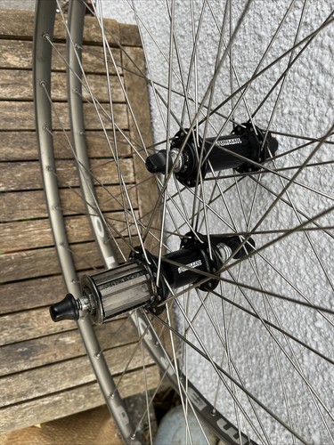 Campagnolo record retro wheels