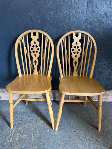 Pair dining chairs windsor - of,
