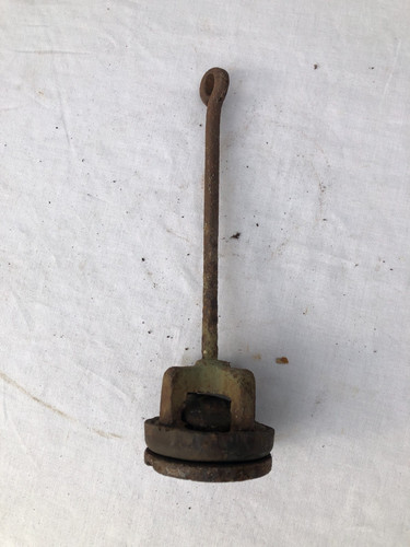 Vintage cast iron well - vintage,