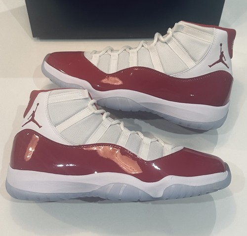 Air jordan retro - air,