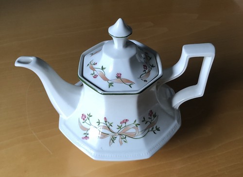 Large vintage johnson - vintage,