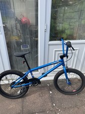 Haro blue boys bike excellent