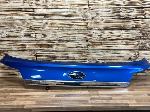 Subaru legacy tailgate boot - tailgate,