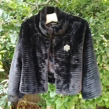 Y2K BLACK FAUX FUR  CAPE STYLE