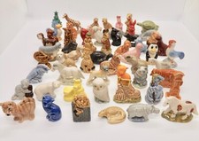 Wade Whimsie's, Premiums,Red