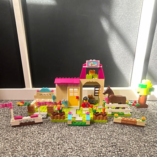 Lego juniors pony farm - lego,