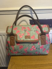 Nica vintage Floral Design Wax