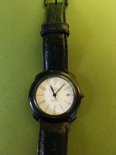 Vintage bulova united colors - united,