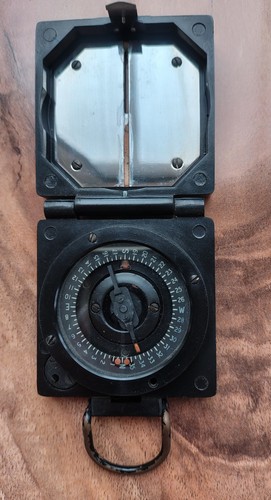Ww2 bakelite marching - bakelite,