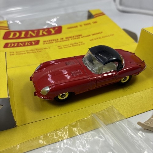 Vintage dinky toys 120 jaguar - vintage,