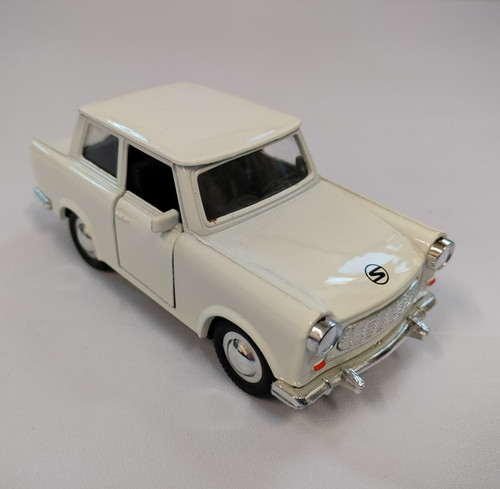Diecast trabant 601 white - diecast,