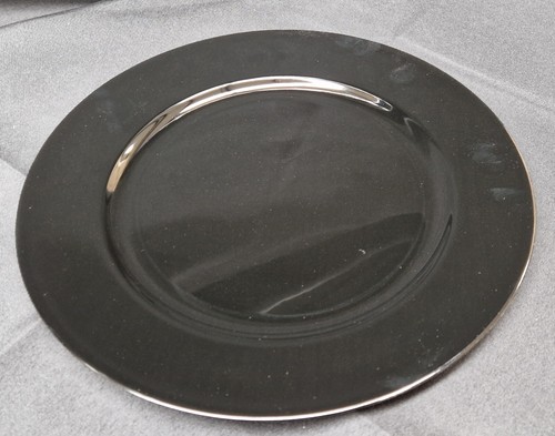 Gloss black charger - 12,