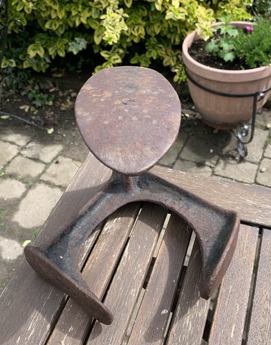Vintage cast iron metal - cast,