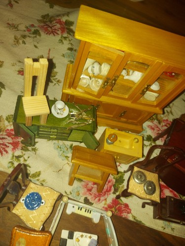 Dolls house large - house,
