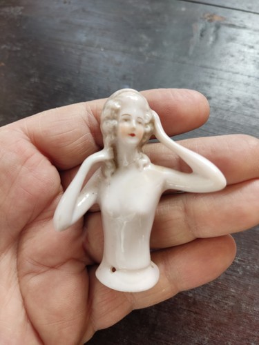 Vintage pin doll number - pin,