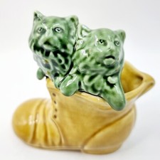 SYLVAC PUSSYCAT IN A BOOT SHOE FIGURE CAT FIGURINE VASE ENGLAND 1970's VTG RETRO