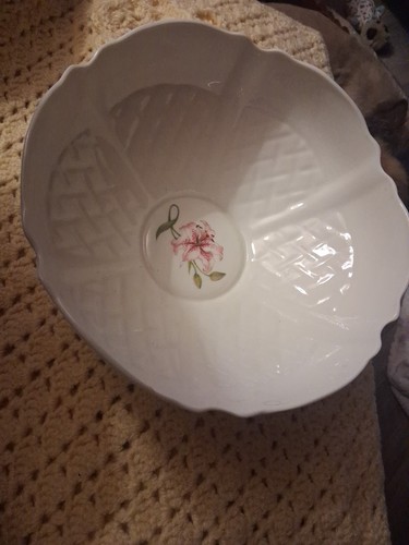 Large belleek bowl trellis - large,