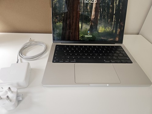 Macbook pro 14inch max - pro,