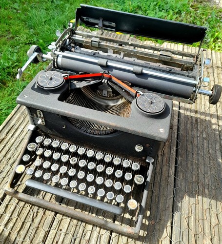 Imperial typewriter vintage - imperial,