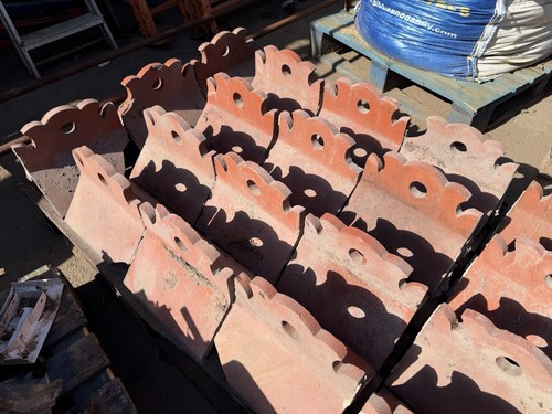 Decorative terracotta ridge - decorative,