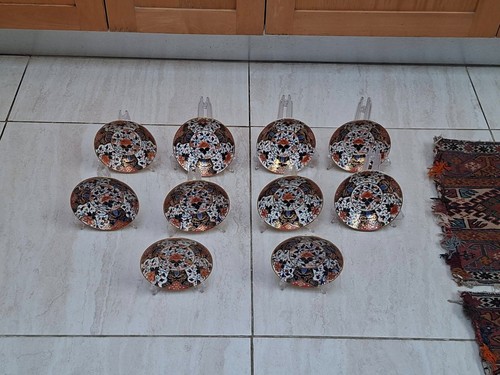 Ten derby imari plates - ten,