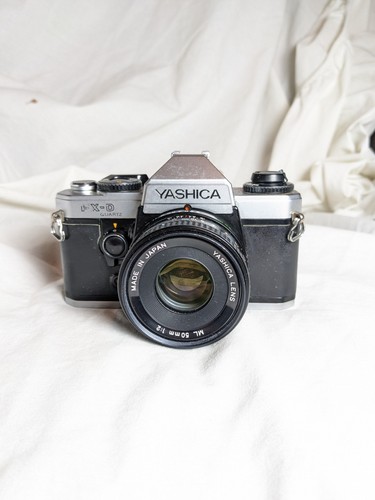 Yashica quartz 35mm slr - 35mm,
