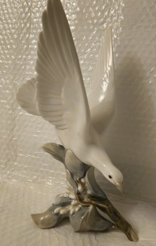 Lladro turtle dove - dove, figurine
